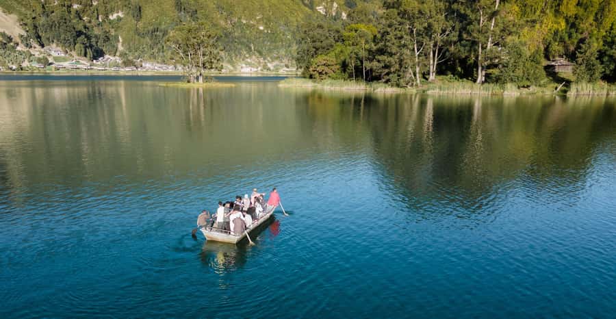 A perfect day trip to Lake wenchi from Addis Ababa - A quiet hour and a half on Lake Wenchi
