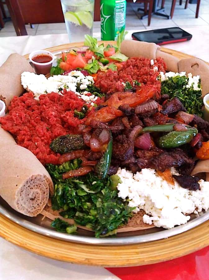 Addis abeba Full Cooking class. - Cooking shiro wot beside the injera