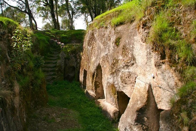 Day trip to Adadi Mariyam, Tiya and Melka kunture - Tiya’s carved stones and open-air mystery