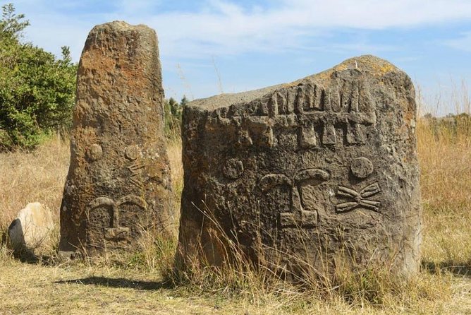 DAY TRIP TO THE UNESCO HERITAGE SITE TIYA & Melka Kunture - Why this day trip is more than a visit to Tiya