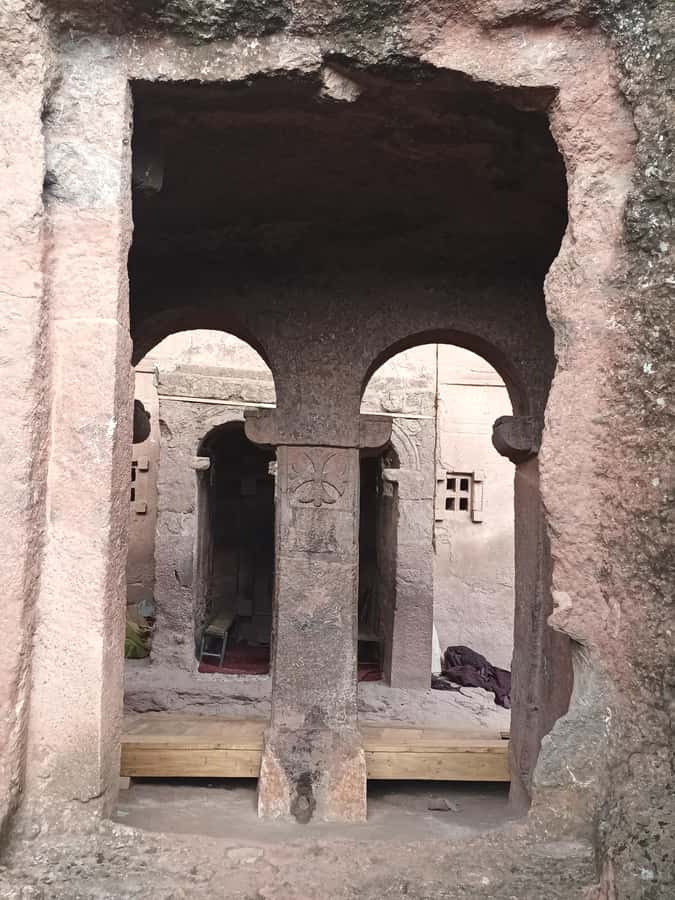 Lalibela: Churches Full-Day Private Tour w/Coffee Ceremony - What a private guide changes